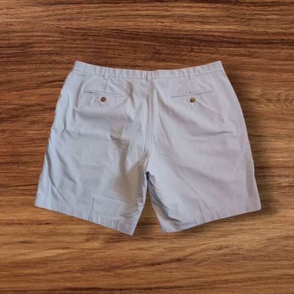 Vineyard Vines OTG Shorts Mens 46B Beige On the Go Performance Golf Casual - Picture 2 of 9